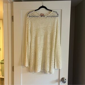 Show Me Your MuMu White Crochet Top